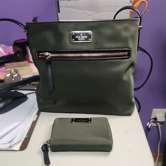 kate spade | Bags | Kate Spade Olive Green Crossbody Bag And  display picture 3